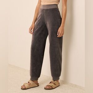 Pact Organic Pure Velour Relaxed Sweatpant in Grey Women's Medium
